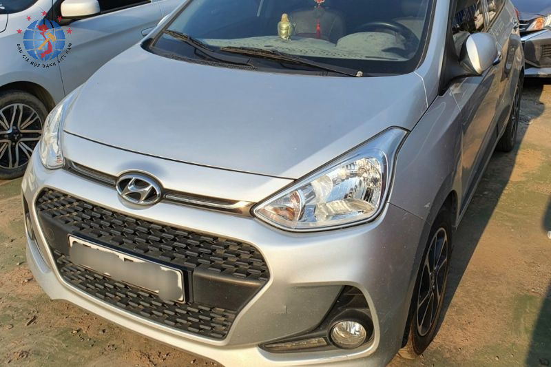 Bán đấu giá 01 xe ô tô con HYUNDAI-GRAND Màu Bạc