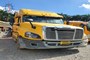 Bán đấu giá 01 xe ôtô đầu kéo Nhãn hiệu FREIGHTLINER - PX125064 Màu Vàng