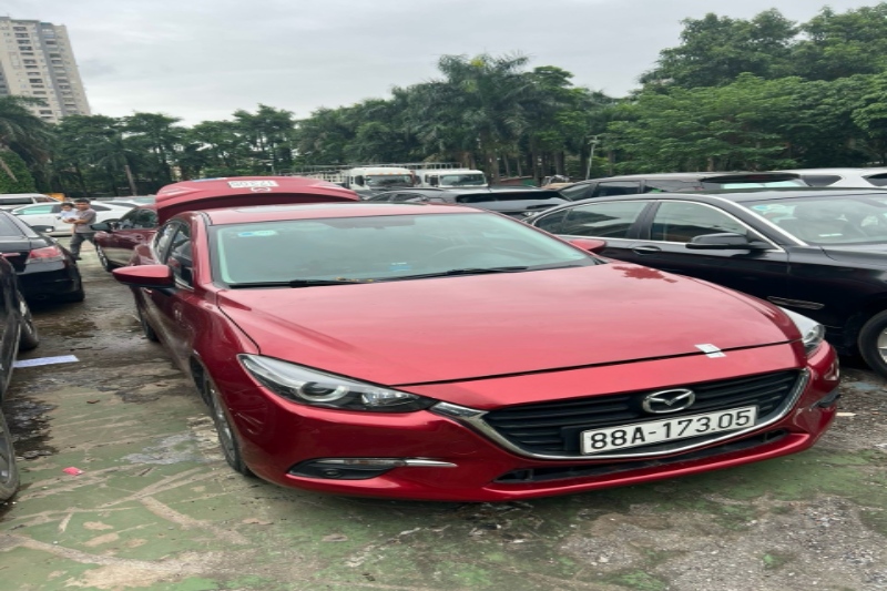 Bán đấu giá 01 xe ô tô con MAZDA - 3, Màu ĐỎ