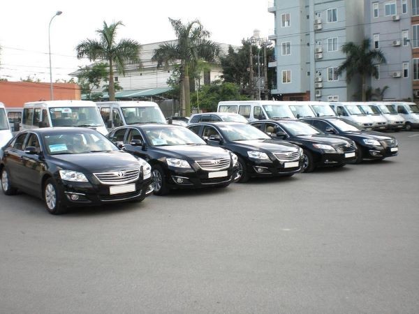 Tiếp tục duy trì 4 nhóm chức danh sử dụng xe ô tô công
